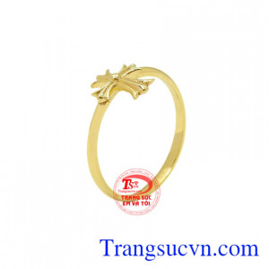 Nhẫn nữ thánh giá vàng 18k là sản phẩm được thiết kế tinh tế, độc đáo. 