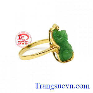 Tỳ hưu là linh vật đem lại tài lộc, của cải cho người sử dụng