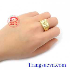 Nhẫn nam vàng tây thiết kế và chế tác tinh tế, đeo hợp thời trang và sang trọng dành cho nam, chiếc nhẫn vàng tây sáng bóng chất lượng vàng đảm bảo chất lượng