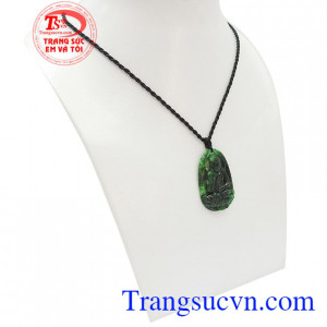 Phật bản mệnh tuổi Tuất và tuổi Hợi đó là Phật A di đà, tượng trưng cho ánh sáng, phúc thọ, bảo hộ cho người tuổi Tuất, tuổi Hợi trí tuệ hơn người, xóa bỏ phiền não, mệt mỏi, kiên cường gây dựng cơ đồ, hưởng đời an lạc