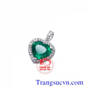 Trái tim emerald xanh, Mặt dây cánh bướm emerald, Bán mặt dây emerald thiên nhiên,có giấy kiểm định đá emerald và vàng, giá đá quý emerald tốt,đặt mặt dây chuyền vàng tây đính đá quý theo mệnh mộc,hỏa