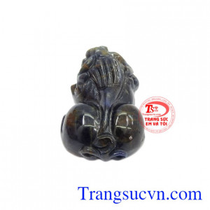 Theo quan niệm của phương Đông đá Sapphire được coi là vật hỗ trợ đắc lực cho sức khỏe và tâm linh.