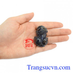 Mặt tỳ hưu Sapphire đẹp chất lượng.