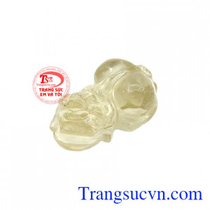 Tỳ hưu thạch anh vàng may mắn được chế tác từ thạch anh vàng thiên nhiên chuẩn chất lượng