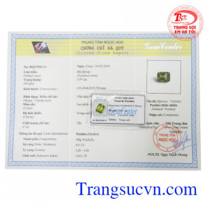 Viên Peridot ép vỉ đẹp thiên nhiên.
