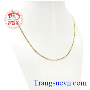 Họa tiết đơn giản dễ kết hợp có loại phong cách trang phục