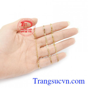 Trang sức Em và Tôi chuyên chế tác và nhận làm theo yêu cầu