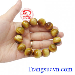 Cầm theo một viên đá mắt hổ trong người, chúng sẽ ngăn ngừa mọi tà khí cho chủ sở hữu