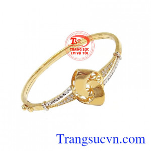 Vòng tay vàng đẹp nữ là món quà ý nghĩa dành tặng phái đẹp