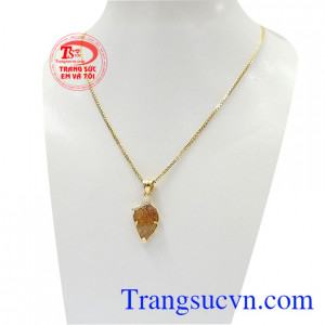 Loại năng lượng này giúp con người có cảm giác sảng khoái, tinh thần minh mẫn, suy nghĩ tích cực hơn,Bộ dây thạch anh tóc độc đáo