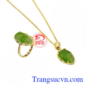Sản phẩm chế tác từ ngọc cẩm thạch thiên nhiên và vàng tây bền đẹp,Bộ trang sức Nephrite đẹp