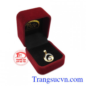 Sản phẩm thích hợp làm quà tặng cho người thân và bạn bè. Chiếc mặt vàng tây