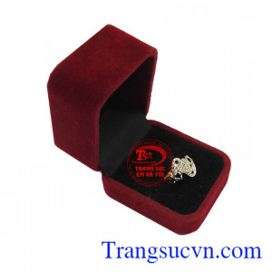 Chiếc Nhẫn nữ giá rẻ vàng