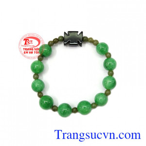 Chuỗi mân côi đẹp, nhỏ gọn giúp bạn luôn có thể nhớ đến các bài cầu kinh hằng ngày,Chuỗi mân côi bằng ngọc cẩm thạch thiên nhiên