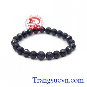 Chuỗi tay sapphire may mắn 8 ly là sản phẩm đá sapphia từ thiên nhiên, có giấy kiểm định đá quý