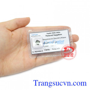 Đá Sapphire ép vỉ may mắn có thể được dùng làm mặt nhẫn.