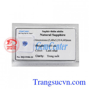 Đá Sapphire thiên nhiên ép vỉ là sản phẩm được chế tác tỉ mỉ, tinh xảo từ đá Sapphire đẹp.