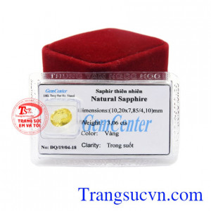 Đá Sapphire vàng ép vỉ là viên đá hướng người sở hữu tới hạnh phúc, sự khôn ngoan, sự hoàn hảo.