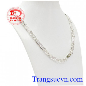 thiết kế tinh xảo, độc đáo dây chuyền nam đẹp, chất lượng đảm bảo, chế tác tinh xảo, mang đến tài lộc, phú quý cho người đeo