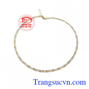 Sản phẩm giao hàng toàn quốc. Kiềng vàng kết yêu thương