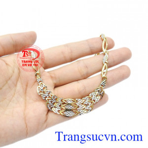 Sản phẩm bảo hành uy tín, giao hàng toàn quốc. Kiềng vàng tây đẹp