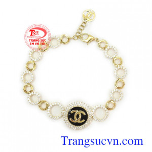 Lắc tay nữ vàng tây uy tín, chất lượng, giao hàng nhanh trên toàn quốc Lắc tay vàng tây 10k dịu dàng