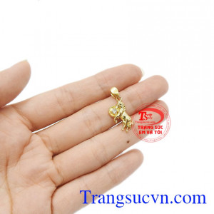 Sản phẩm thích hợp làm quà tặng cho người thân, bạn bè. Mặt con giáp tuổi ngọ vàng