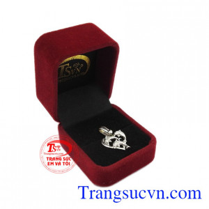 Là sản phẩm được nhiều khách hàng ưa chuộng và tin dùng. Mặt dây chuyền cá heo may mắn