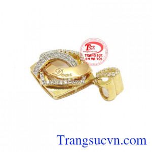 Chế tác tinh xảo, chất lượng đảm bảo. Mặt dây chuyền cho người yêu dấu