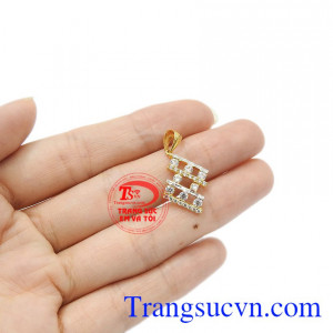 Sản phẩm bảo hành uy tín, giao hàng toàn quốc. Mặt dây chuyền đá trắng