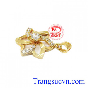 mặt dây chuyền nữ vàng tây, vàng 10k chất lượng đảm bào, bảo hành 6 tháng, giao hàng trên toàn quốc. Mặt dây chuyền hoa tao nhã