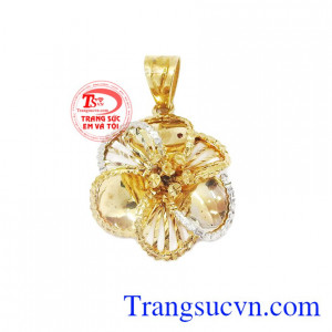 Mặt dây chuyền hoa vàng