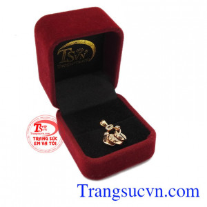 Giao hàng toàn quốc, bảo hành uy tín. Mặt dây chuyền hồng 18k sang trọng