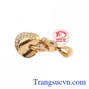 Thiết kế tinh tế, chế tác bằng công nghệ 3D mới nhất. Mặt dây chuyền hồng 18k sang trọng