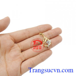 Mặt dây được bảo hành uy tín, giao hàng toàn quốc. Mặt dây chuyền kiêu sa cho nữ. Mặt dây chuyền kiêu sa cho nữ