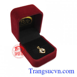 giao toàn quốc đeo bền đẹp và sáng. Mặt dây chuyền vàng 10k nhập