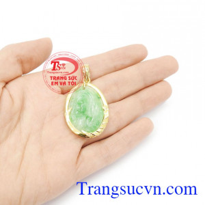 Mặt dây đức mẹ ngọc cẩm thạch được kiểm định chất lượng đảm bảo uy tín, giao hàng đảm bảo