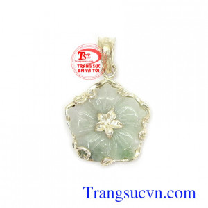 Mặt dây hoa ngọc cẩm thạch thiên nhiên bọc bạc bền đẹp, chế tác tinh xảo, chất lượng đá đảm bảo