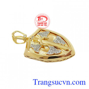 Mặt dây khiên vàng được chế tác tinh tế, đẹp mắt. Mặt dây khiên vàng