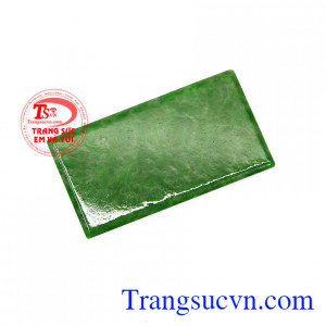 Người đeo đá cẩm thạch được giảm bớt các lo lắng, bồn chồn, có tinh thần thoải mái, tự tin, lạc quan sảng khoái, có thể vượt qua mọi khó khăn thử thách