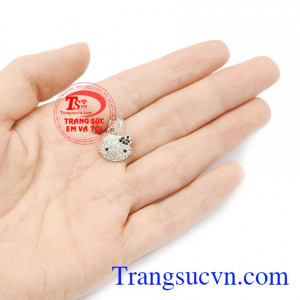 Trang sức Em Và Tôi chuyên chế tác và nhận làm theo yêu cầu.