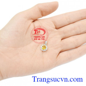 Mặt dây Sapphire chất lượng hứa hẹn mang đến sự tỏa sáng cho người sử dụng