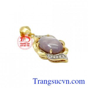 Mặt dây chuyền Sapphire với Sapphire là viên đá của tình yêu, tri thức và sự toàn vẹn,Mặt dây Sapphire vàng 10k