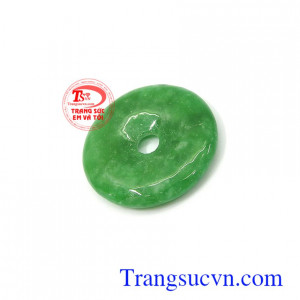 Ngoài ra đồng xu còn có tác dụng giải trừ tà khí, ngăn chặn tiểu nhân, được nhiều người lựa chọn sử dụng như lá bùa hộ mệnh của bản thân