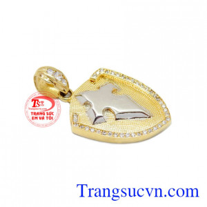 Mặt dây chuyền vàng tây nam tính và mạnh mẽ và đẳng cấp, tinh tế mạnh mẽ đẹp vàng tây.