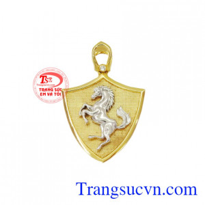 Mặt khiên tuổi ngọ đẹp vàng tây đảm bảo chất lượng, đeo hợp thời trang.