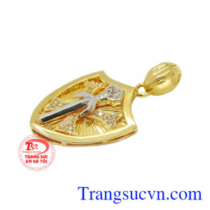 Hiện đang được khách hàng ưa chuộng nhiều năm, thể hiện sự bản lĩnh phong cách của người đàn ông. Mặt khiên vàng tây nam giá rẻ