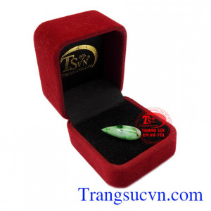 Mặt ngọc cẩm thạch giọt nước đẹp.