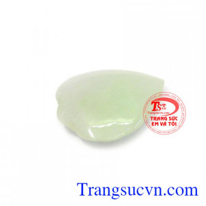 Mặt ngọc cẩm thạch hòa khí được sử dụng rất nhiều trong việc chế tác trang sức