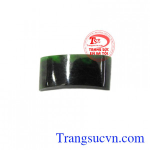 Mặt ngọc cẩm thạch yên ngựa phú quý được chế tác tinh xảo, chuyên dùng để đính mặt nhẫn, mặt dây chuyền, lắc tay